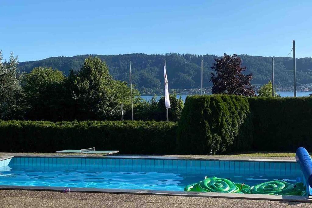 Die Seeblume - Ferienwohnung Mit Pool Und Seeblick Бодман-Людвігсгафен Екстер'єр фото